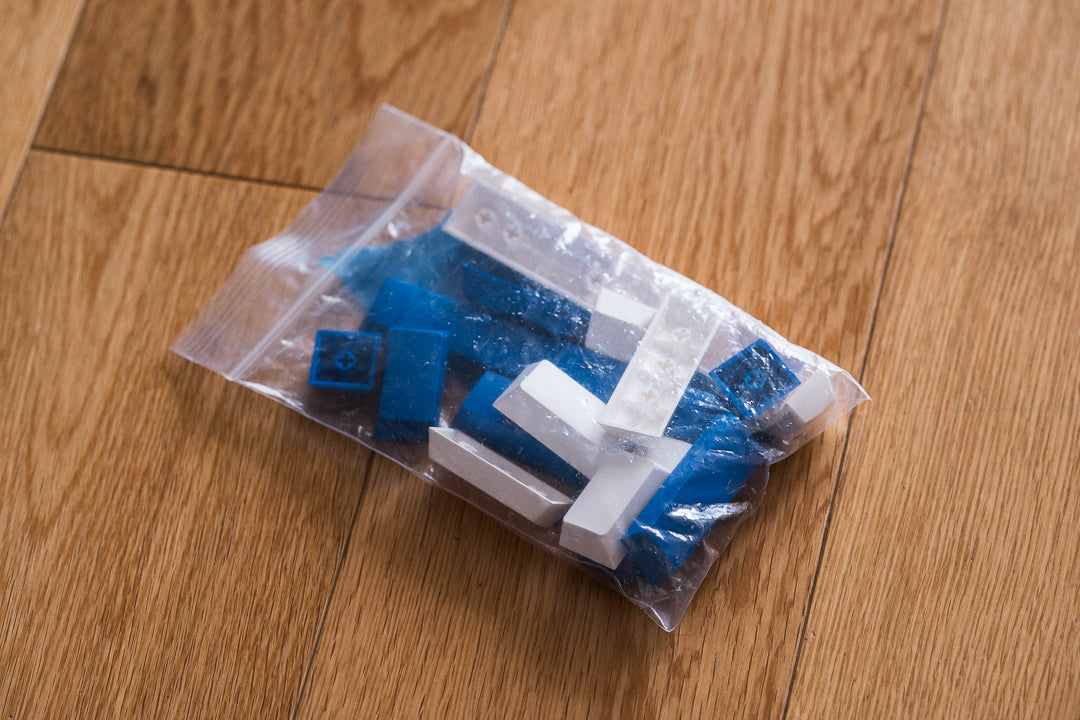 GMK Classic Blue: spacebar kit